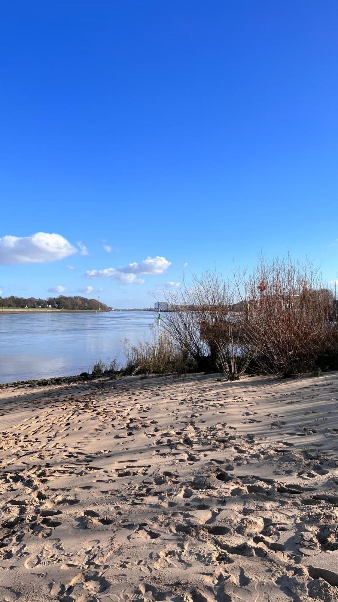 Gaestehaus Weserblick Am Weser-Sandstrand Berne Exteriér fotografie